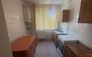 2 camere, et 3/4, centrala, Titulescu - 115 000 Euro - Poză 6