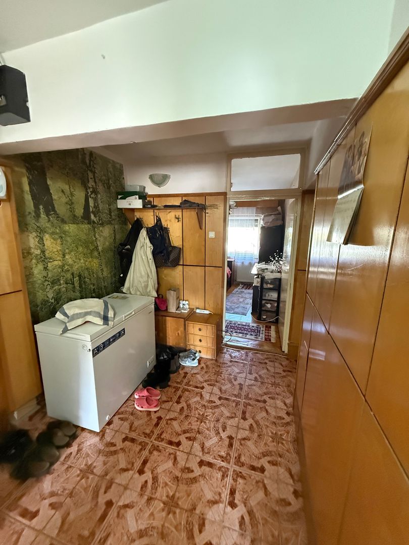 BRASADAS vinde ap 3 cam etaj 2/4 in Micro 17. - Poză 2