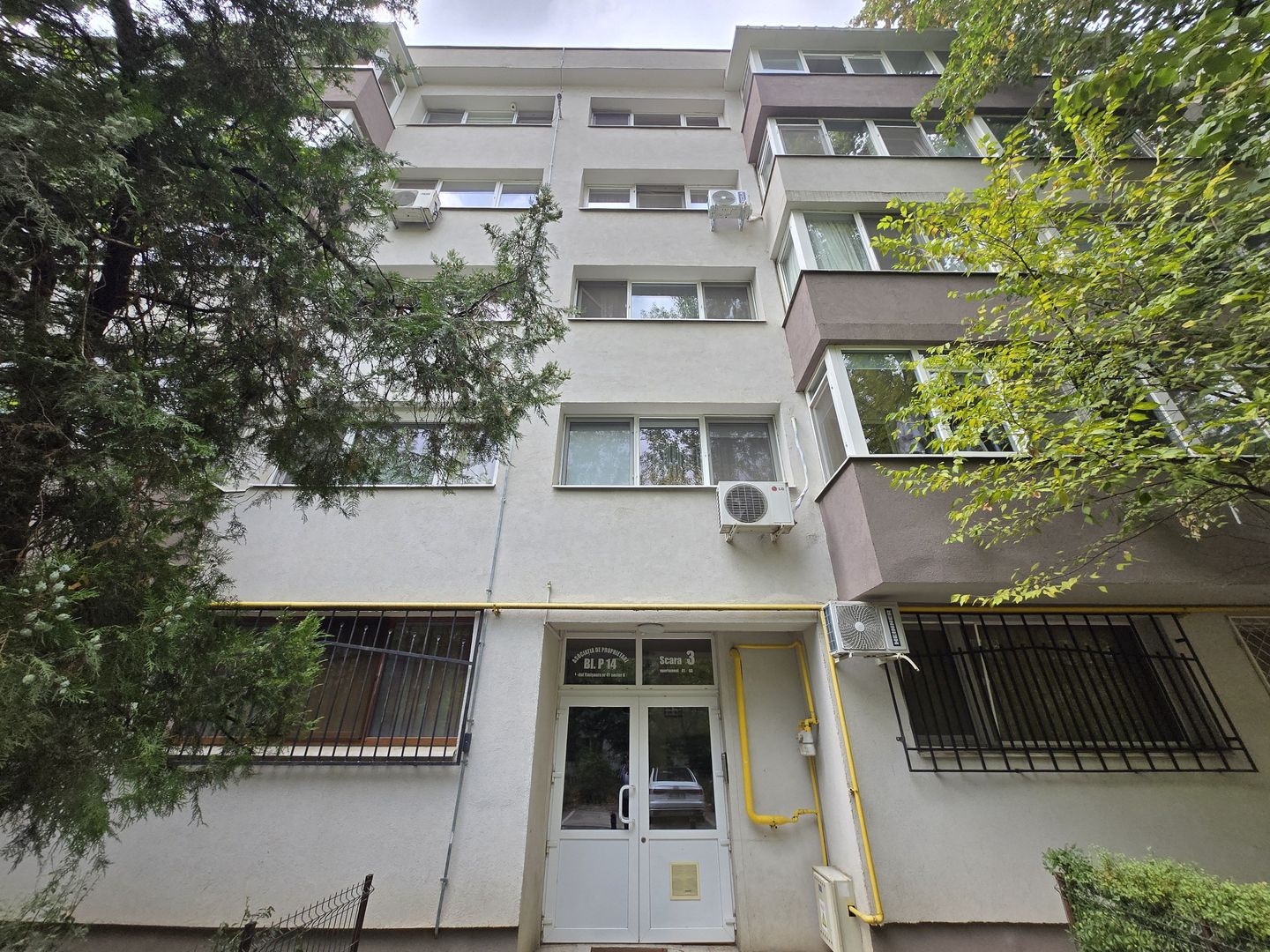 2 CAMERE ^ Plaza Romania ^ decomandat ^ baie cu geam ^ COMISION 0% ^ bloc tip P - Poză 17