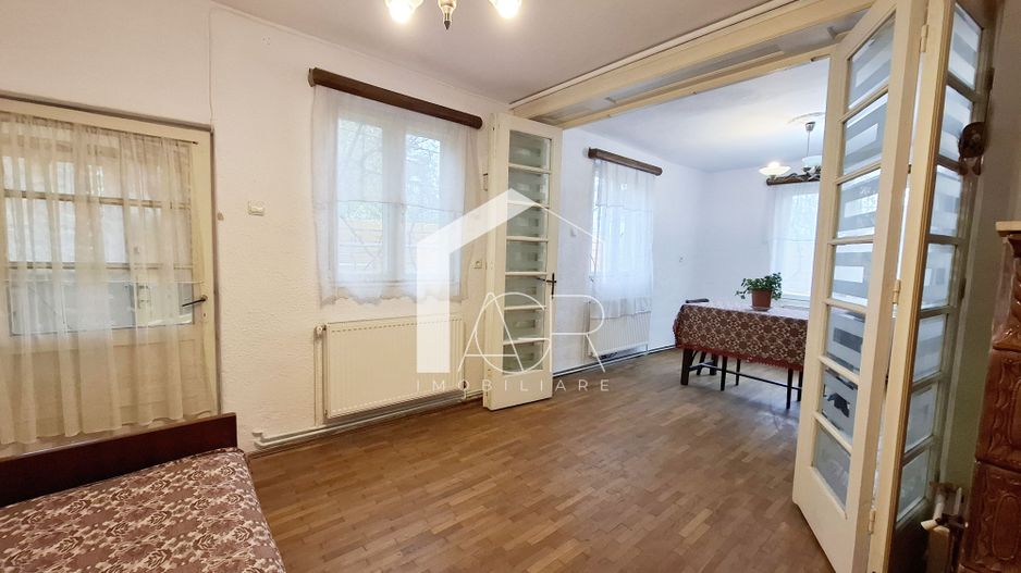 Casa cu 3 camere, zona Mihai Bravu - Poză 3