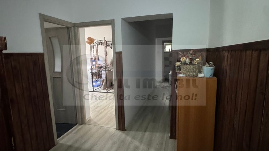 Apartament decomandat 3 camere - 80 mp - Valea Lupului - 340€ - Poză 3