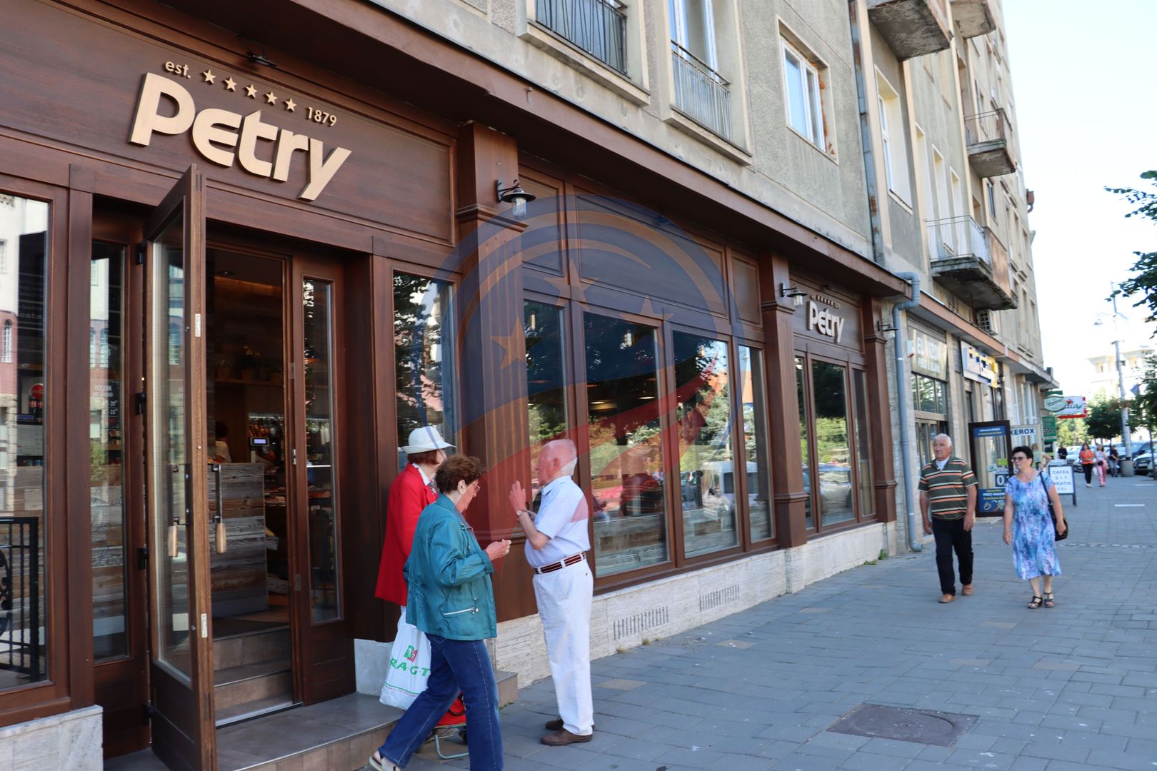 Apartament cu 2 camere ultracentral de inchiriat pe termen scurt (1-6 luni) - Poză 12