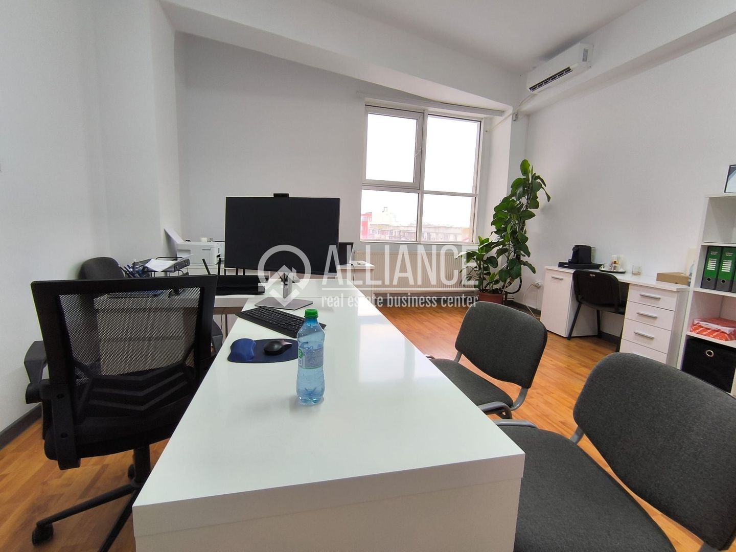 CENTRU TOMIS MALL- Birouri  luminoase cu cheltuieli incluse ! - Poză 4