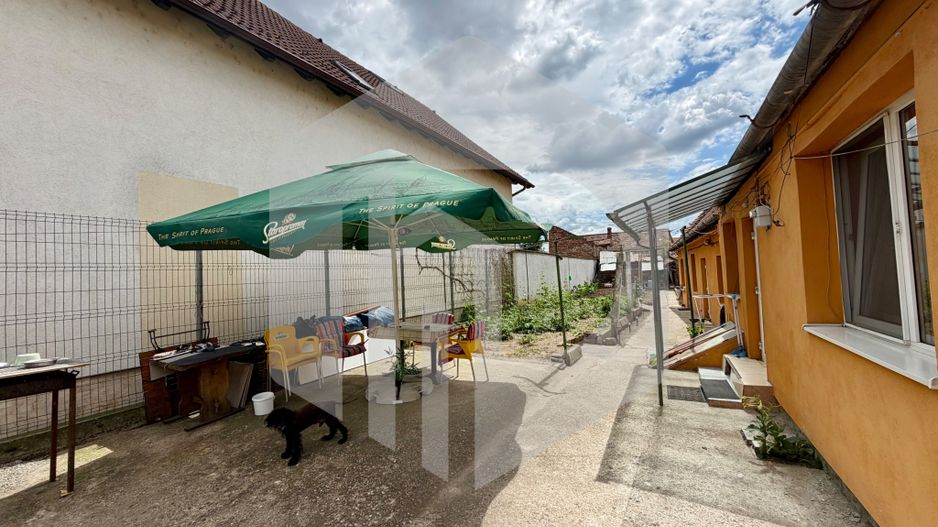 Casa+teren-Str. Kogălniceanu, Piață Cluj- 313 mp teren - Poză 2