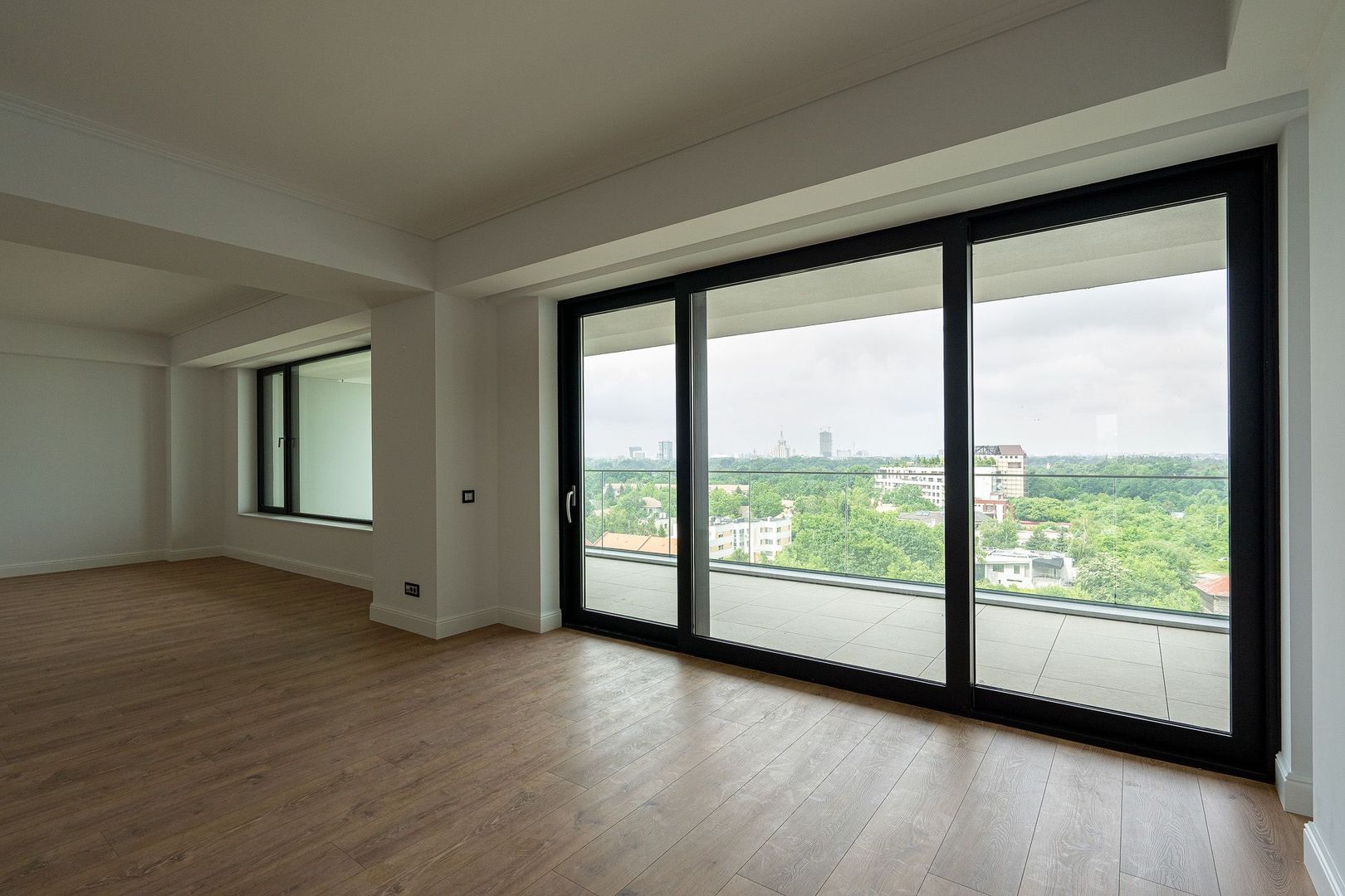 Penthouse de lux cu terasă și vedere către nordul Capitalei | Herăstră - Poză 9