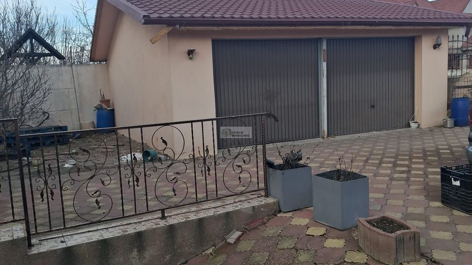 Casa/vila de vanzare in Garoafa /Vrancea - Poză 14