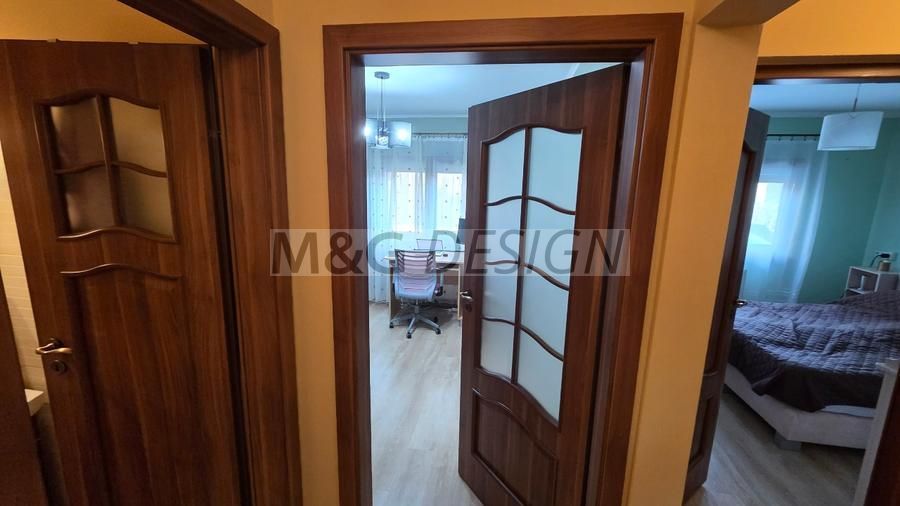 Apartament 3 camere Aradului parter cu balcon - Poză 4