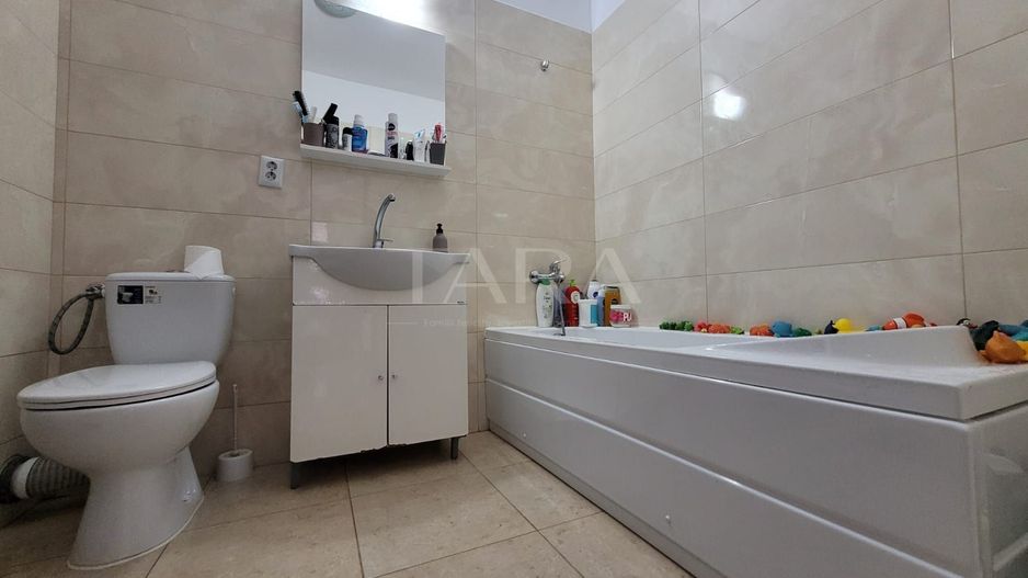 Apartament 3 camere, 58 mp + 2 balcoane, Iris - Poză 5