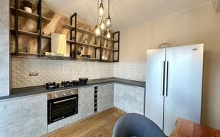 Apartament 3 camere in imobil tip vila, 79 mp, garaj, curte comuna, Gruia - Poză 5