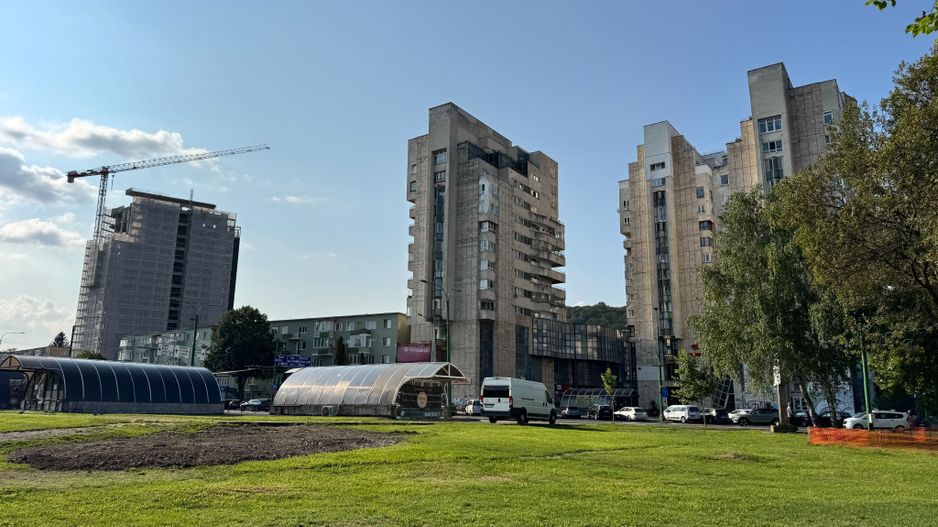 Spațiu comercial 493 mp utili | Locație centrală | Vizibilitate excelentă | - Poză 10