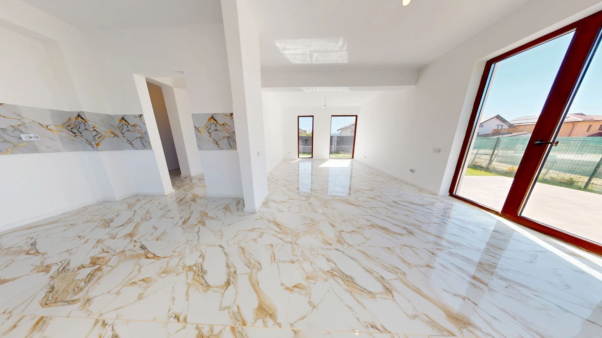 Vila noua, din caramida Harman-Brasov - Poză 4