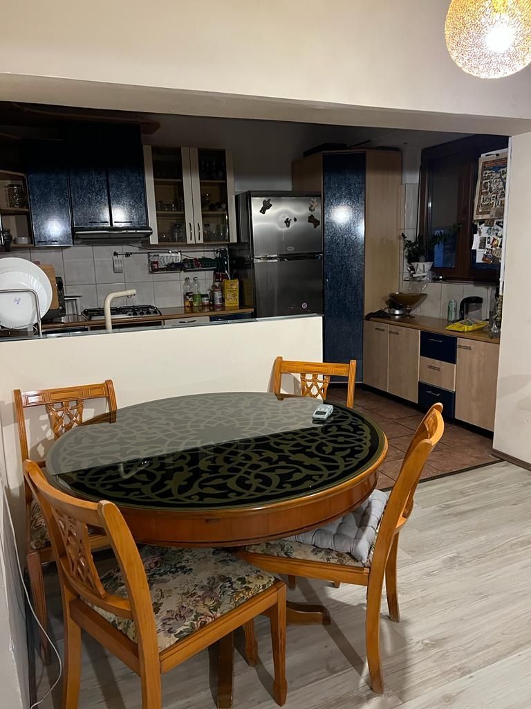 De inchiriat apartament cu 3 camere, str. Anghel Saligny, 450 euro - Poză 1