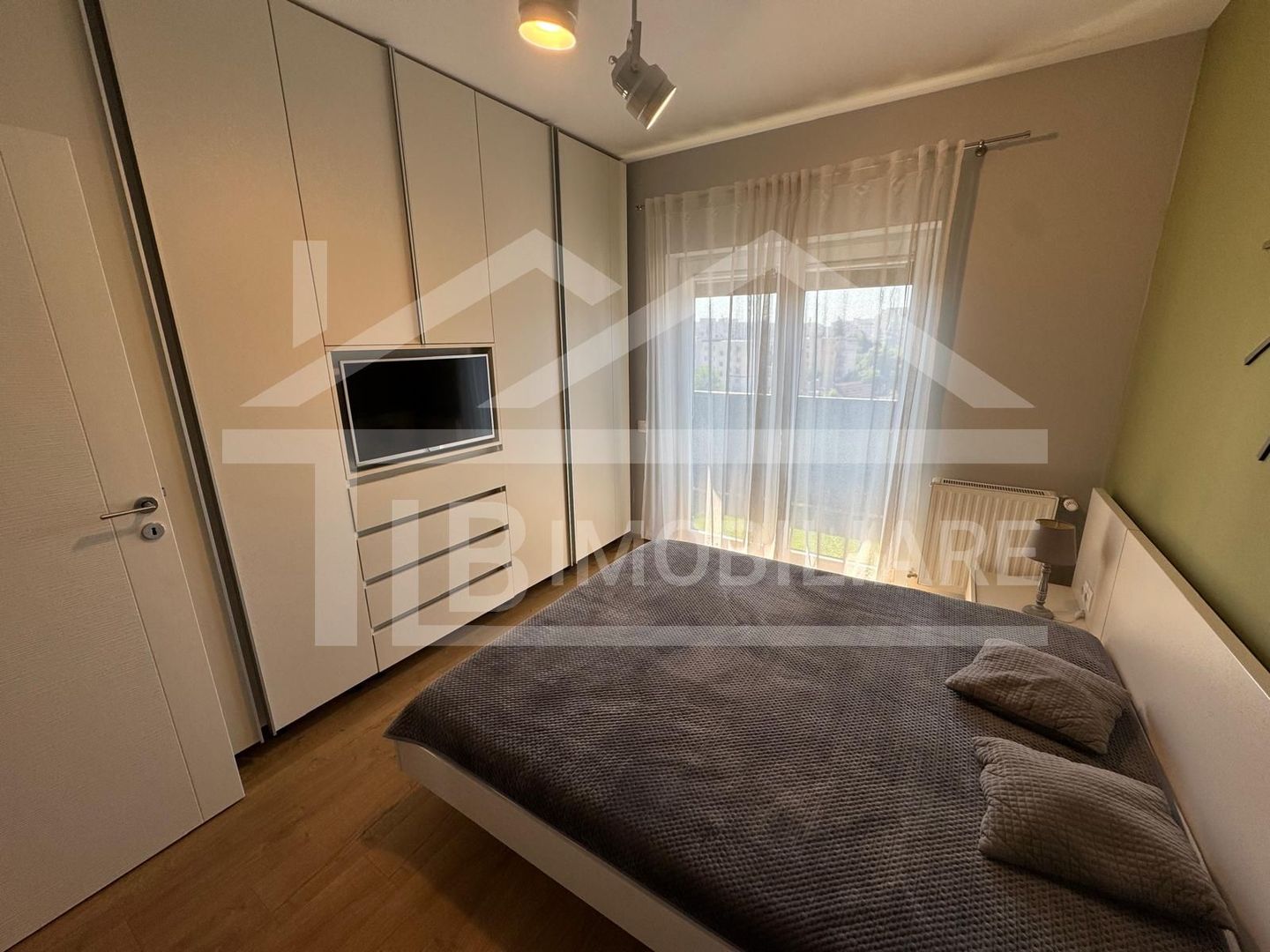 Apartament cu 2 camere, 55mp,  parcare, Zona Tudor - Poză 7