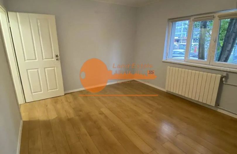 2camere 13 septembrie - 1987 - Poză 6