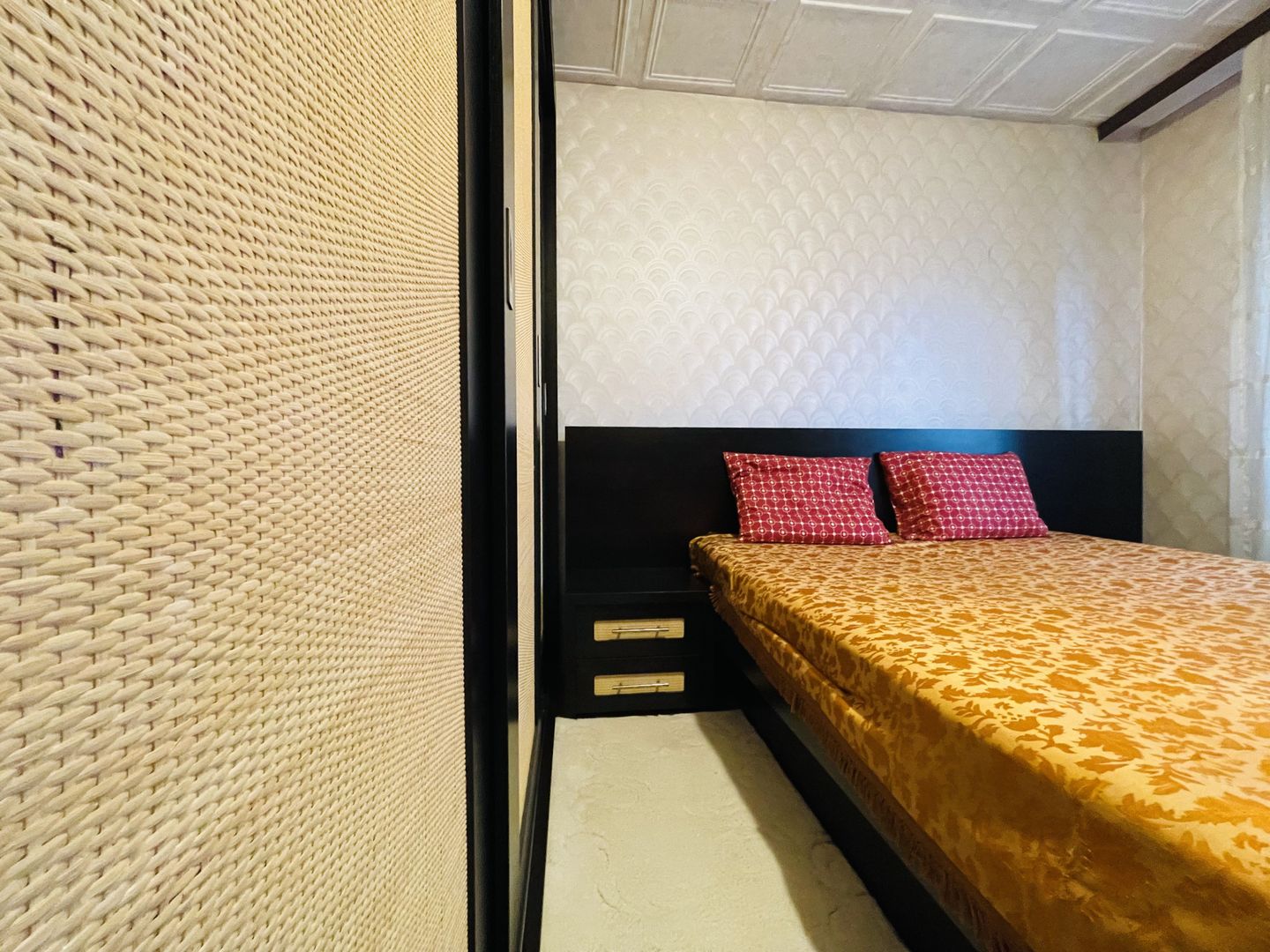 OFERTA A FOST REZERVATA - Lipovei 3 camere, decomandat | Localizare excelenta - Poză 1