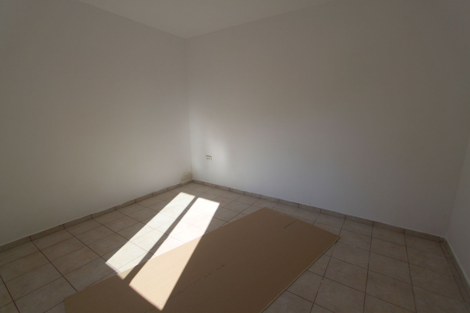 Casa singur in curte-zona Girocului - Poză 10