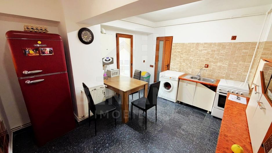 3 Decomandate- 91mp- Etaj 1- Centrala- 2 Bai- Terasa- AFI Mall - Poză 4