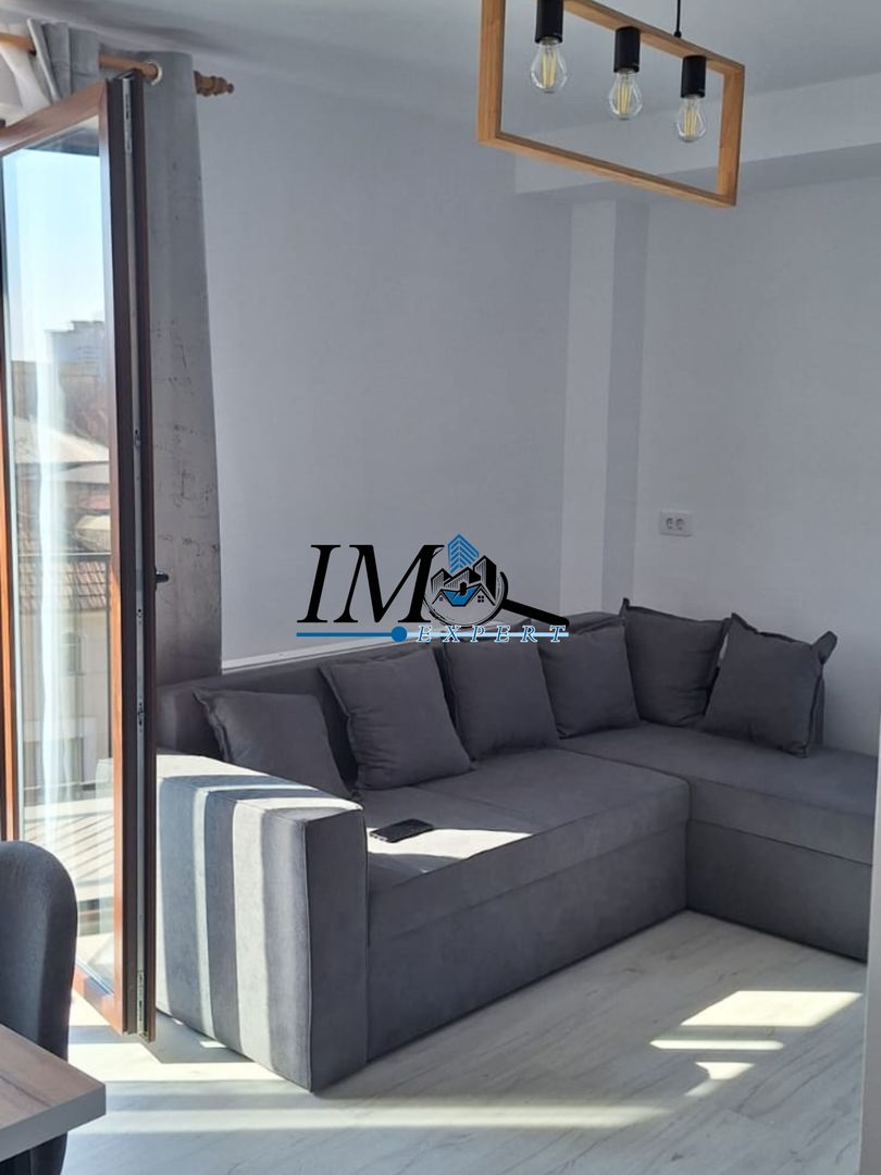 Apartament renovat de închiriat Cetate - Poză 1