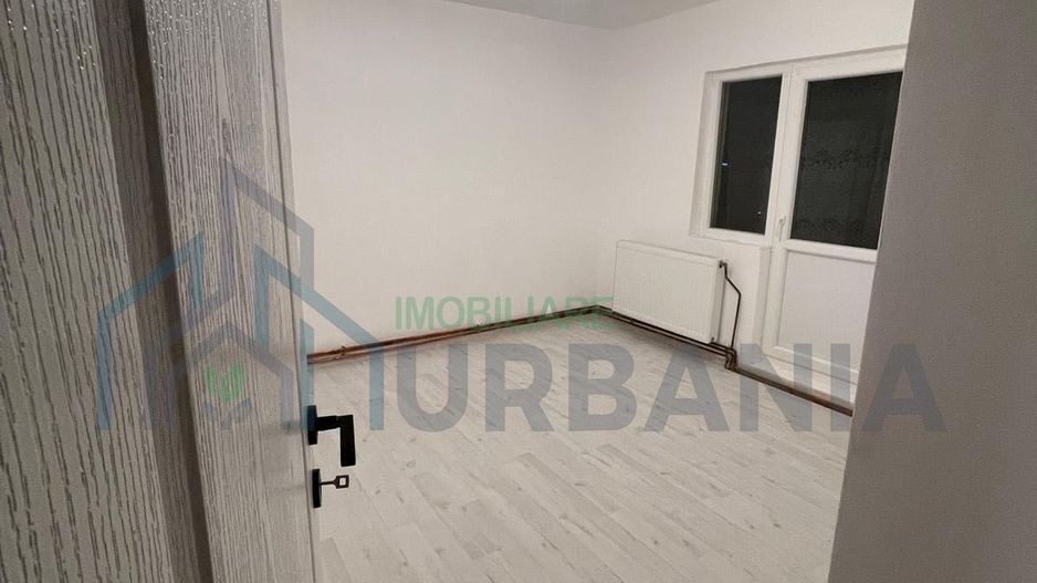 Apartament 3 camere, renovat, Tomesți, etaj 4 - Poză 1