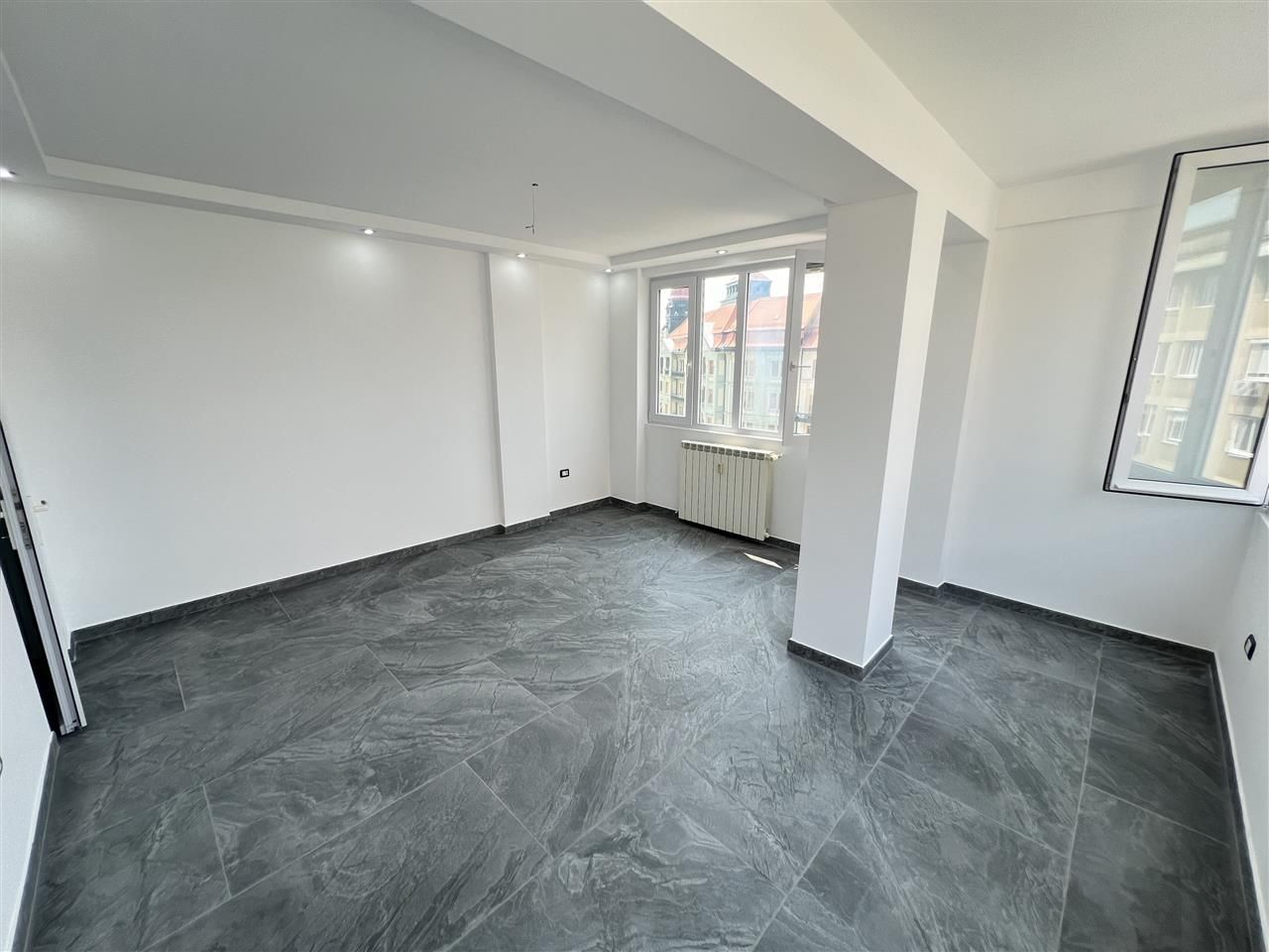 3 camere decomandat Ultracentral totul nou CENTRALA PROPRIE - Poză 19