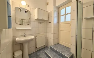 Parte de casă cu 3 camere, curte proprie și teren – Str. Ion Baiulescu - Poză 15