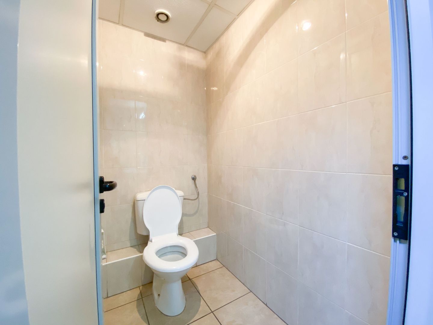 De inchiriat in cladire birouri P+5 etaje – PARTER - Poză 29