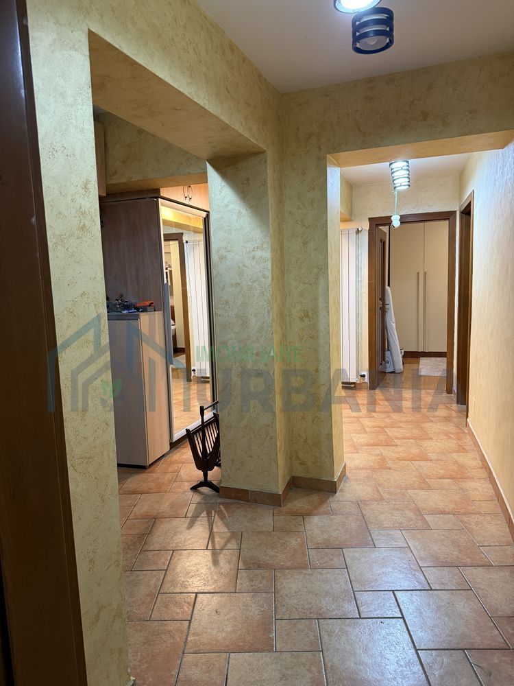 Apartament 3 camere, decomandat, ultracentral - Poză 8