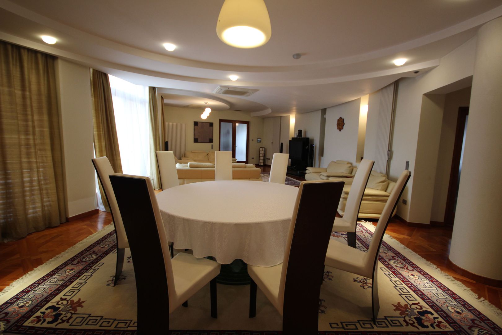 Casa pretabila birouri, camin de batrani - Poză 4