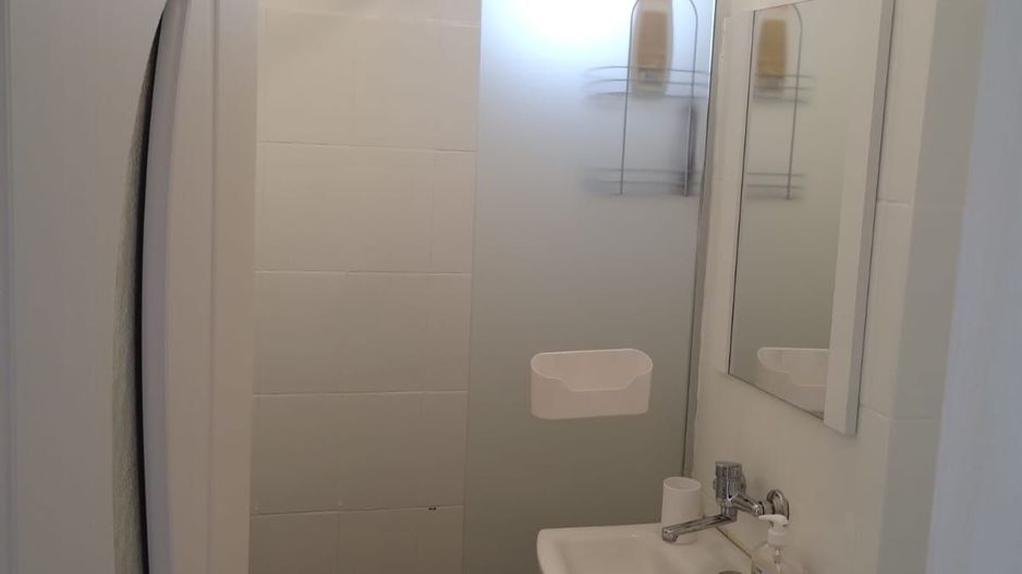BRASADAS vinde ap 2 cam etaj 7/10 la Burdea - Poză 4