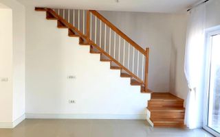 Triplex cu 4 camere,  in vatra satului - toate utilitatile - Sacalaz - Poză 5