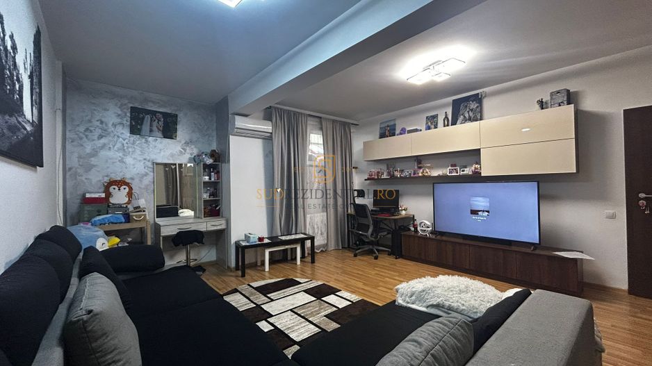 Apartament cu 2 camere de vanzare, decomandat, Soseaua Oltenitei - Poză 3