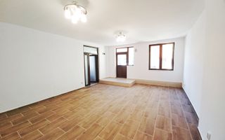 Birou, ultracentral, Oradea, 70 mp, parcare. 700 E/lună. Comision 0 - Poză 3