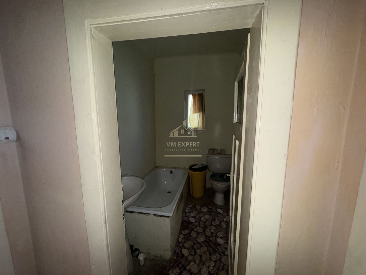 CASA 3 CAMERE+ANEXA 2 CAMERE GARAJ TEREN 2430MP BEREVOIESTI ARGES - Poză 11