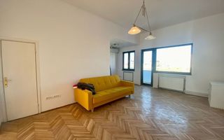 Apartament ultracentral cu vedere superbă, super investiție - Poză 6