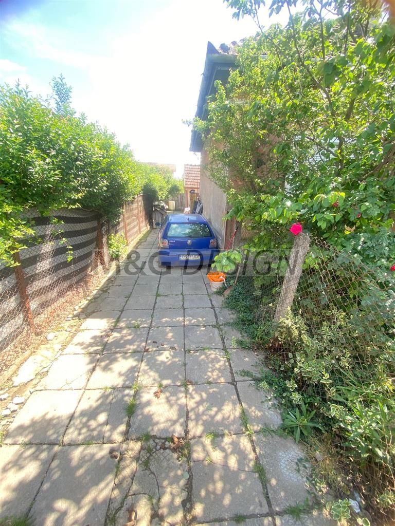 Apart la casa Bogdanestilor  curte  acces cu masina centrala proprie - Poză 18