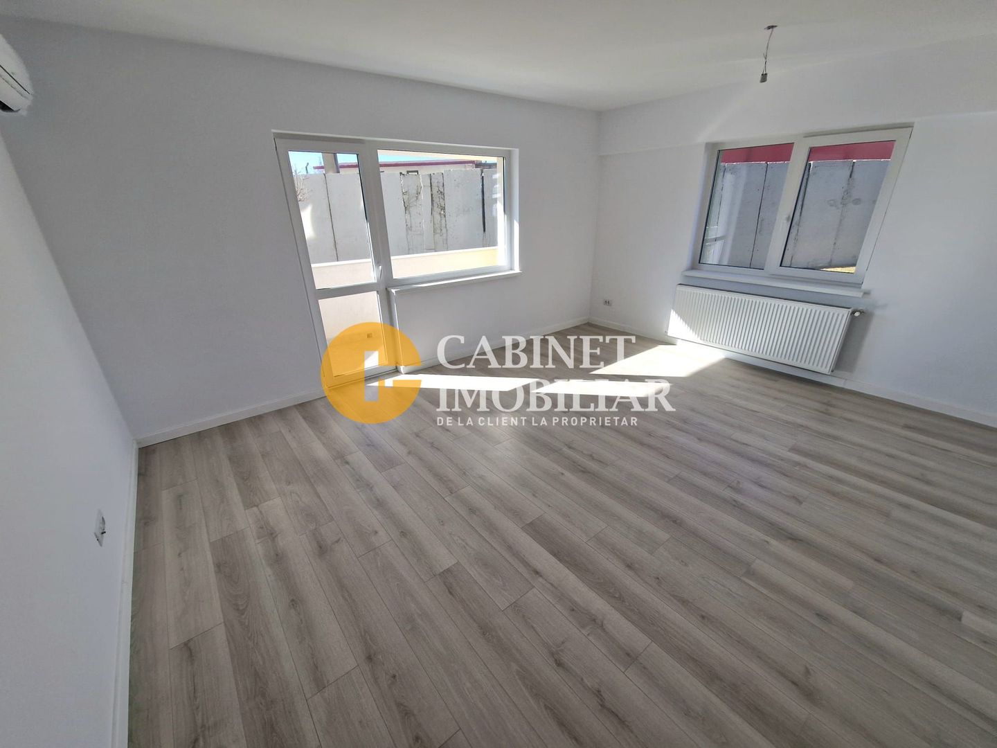 2 Camere Decomandat- Bloc Nou- Zona Zimbru - Poză 1