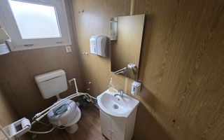 Spatiu Comercial 620 mp.parcare,birou,vestiar,baie - Poză 8