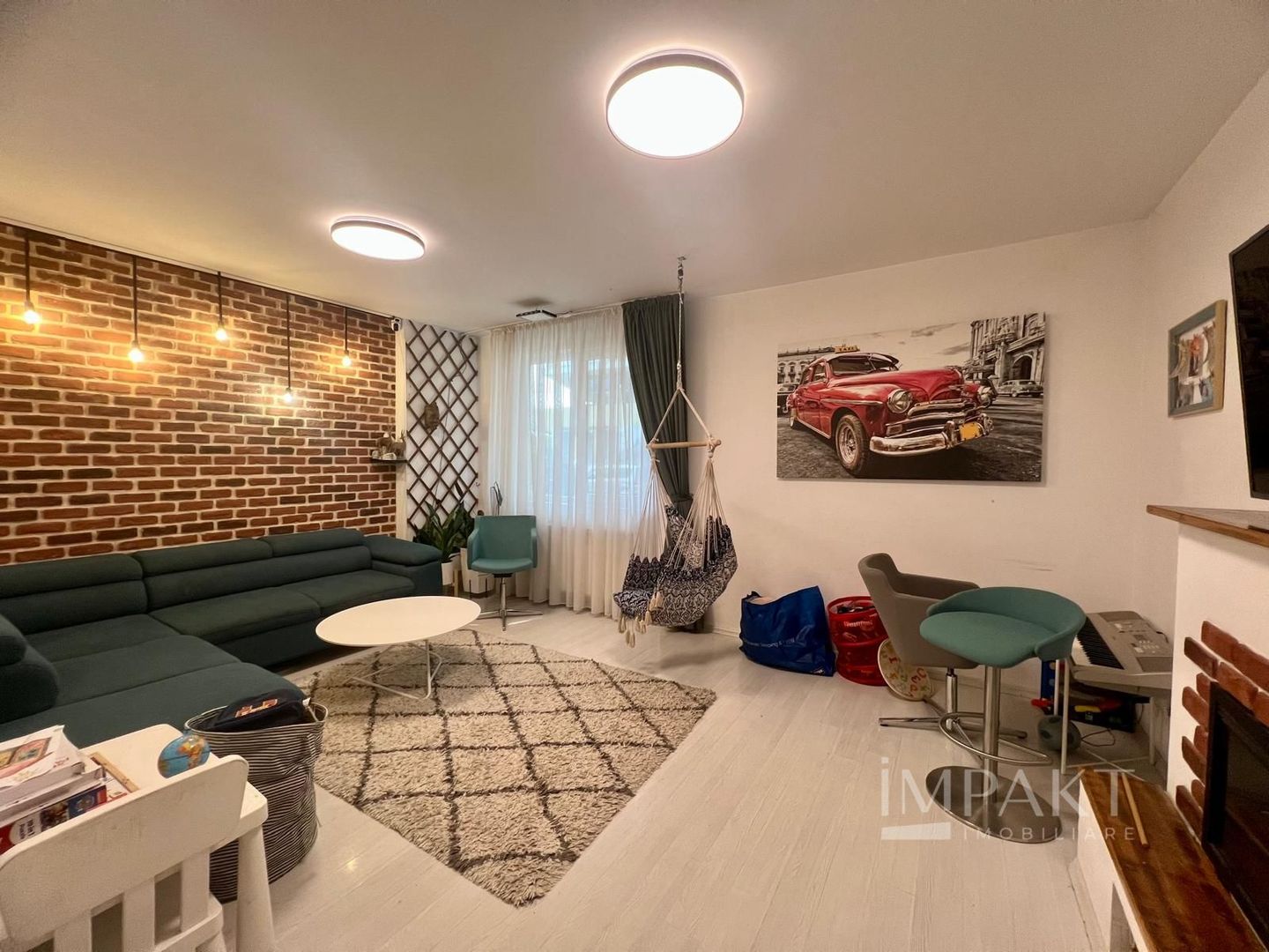 Apartament cu 3 camere in Sopor - Poză 1
