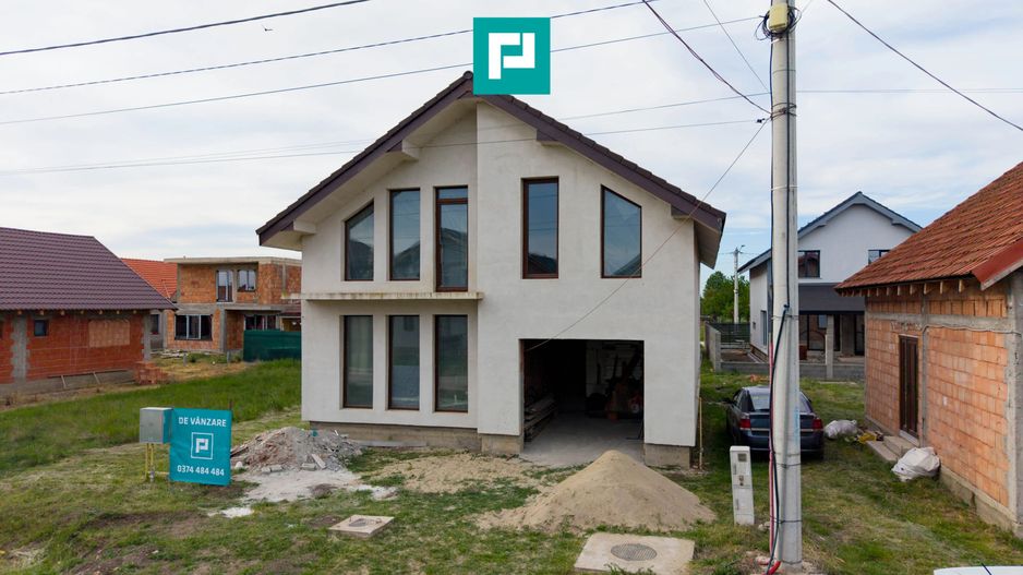 Casă impunătoare la gri în Curtici - Poză 6