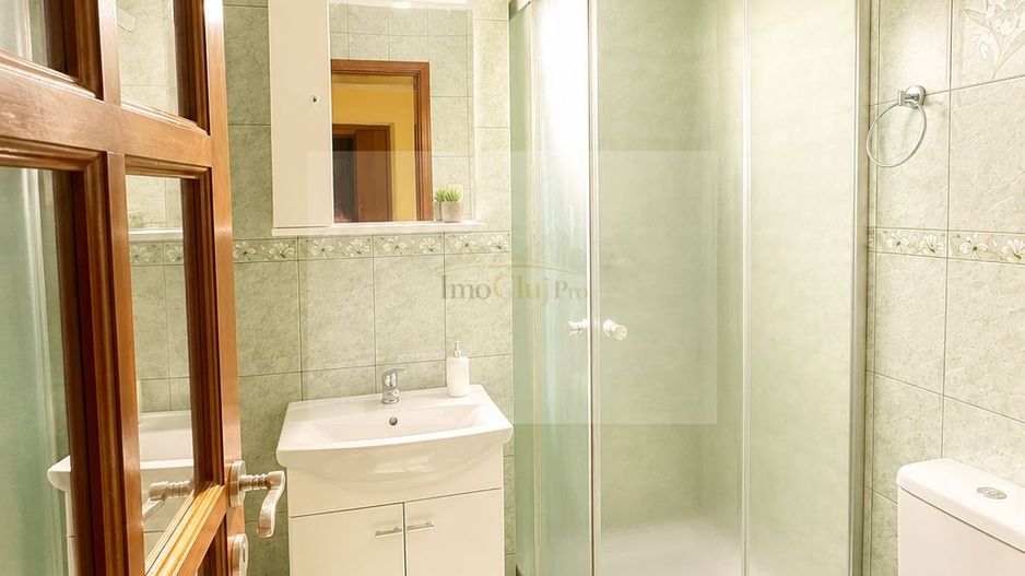 Închiriere apartament decomandat 4 camere - 2 băi-etaj intermediar - Poză 10