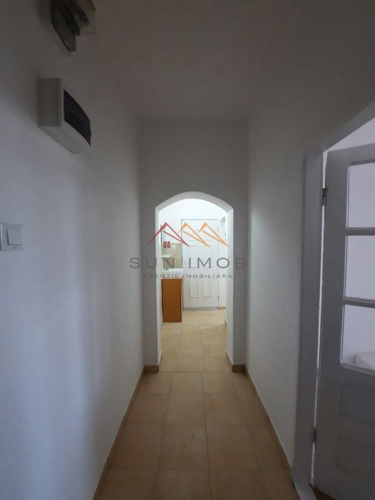 Garsoniera, zona centrala, 40 mp, recent renovata, Campina, Prahova - Poză 7