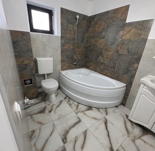 Casa 4 camere, noua, 2024, 500 mp teren, Brebu, Prahova - Poză 9