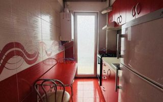 Apartament modern cu 2 camere, compartimentat în 3, parcare subterană. - Poză 5