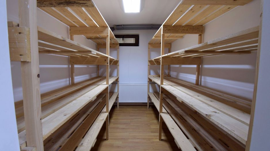 Casa cu 5 camere de inchiriat, zona Becas - Poză 23