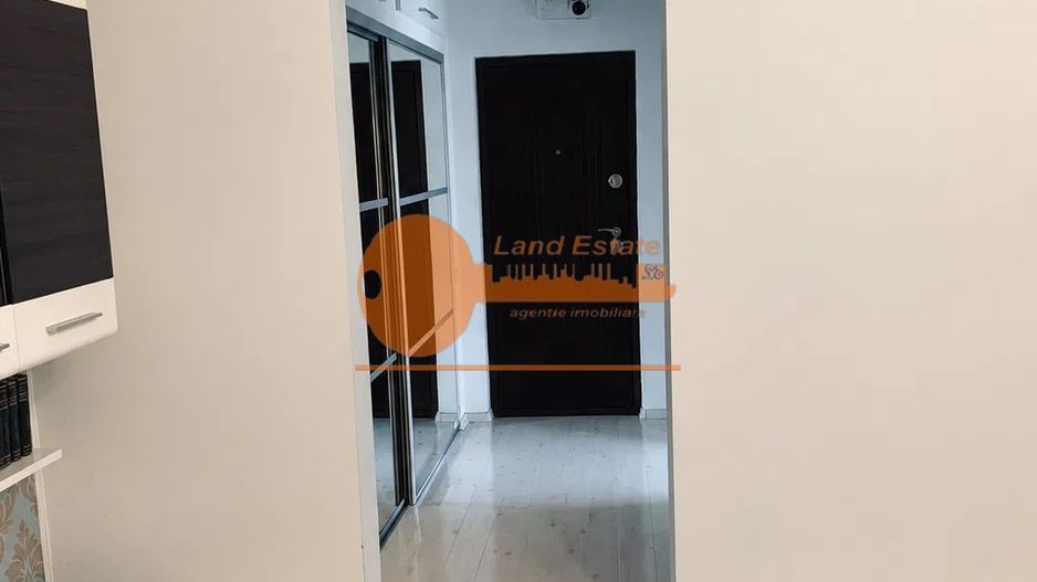 Apartament cu 3 camere in zona Gorjului - Poză 4