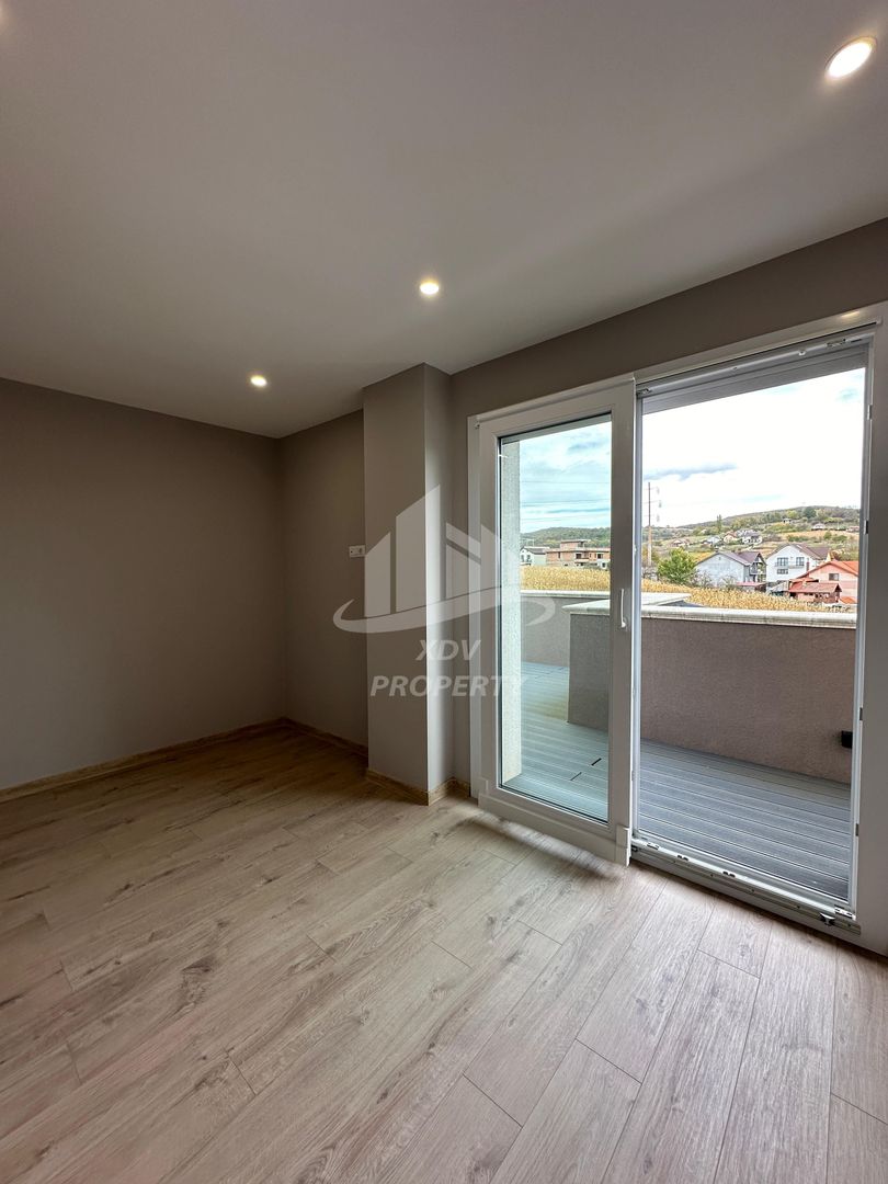 Penthaus  modern in  Sibiu ,3 camere ,2 garaje subteran , boxa - Poză 10