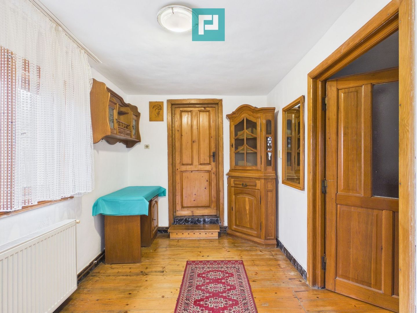 Vilă stil montan, 270 mp, teren 3000 mp - Poză 24