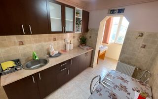 Lipovei | 3 camere | Decomandat | Mobilat-Utilat | Acoperiș - Poză 6