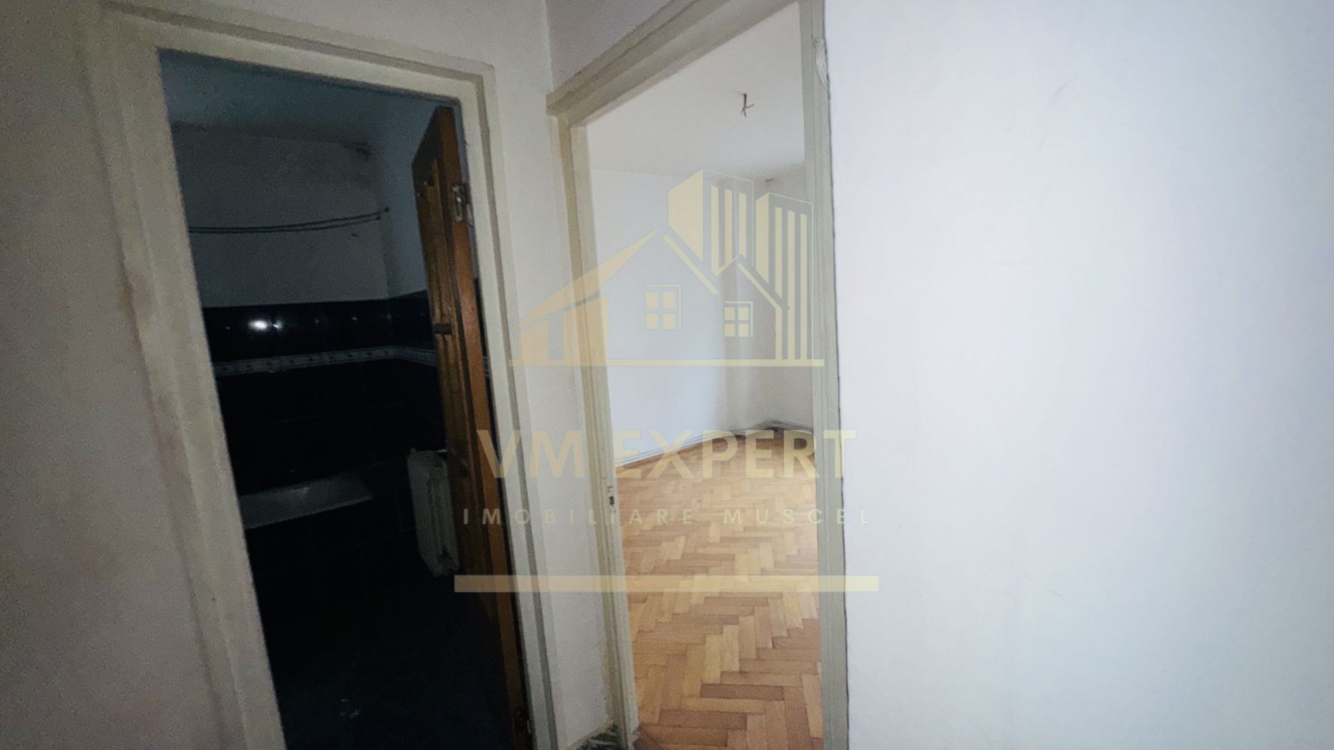 APARTAMENT 3 CAMERE ETAJ 3 CENTRU CAMPULUNG - Poză 20