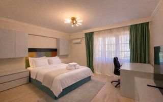 Vila / Casa de lux de vanzare  1000mp teren Str. Primaverii Constanta - Poză 8
